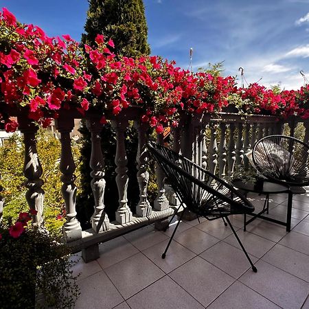 Deluxe Apartment Bluebay Oasis Fazana Bagian luar foto
