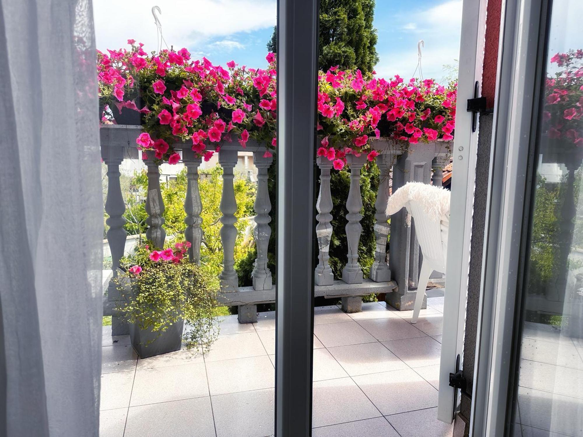 Deluxe Apartment Bluebay Oasis Fazana Bagian luar foto